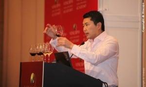 0_100526111333_gallery_full